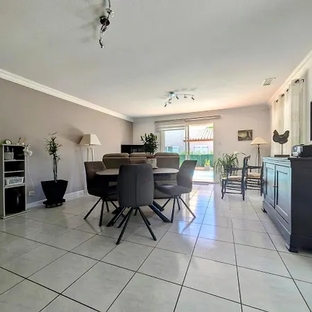 فيلة Maison Avec Piscine Pour 16 Le Barcarès